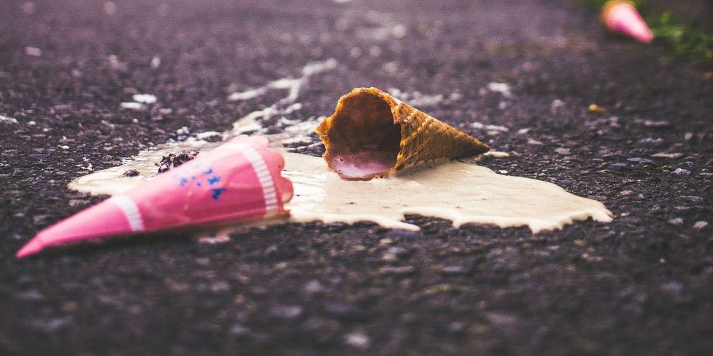 spilled ice cream cone @pawelj on Unsplash